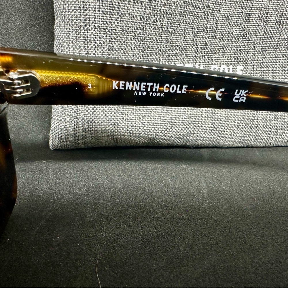 Kenneth Cole Tortoise Shell Sunglasses - Picture 3 of 4